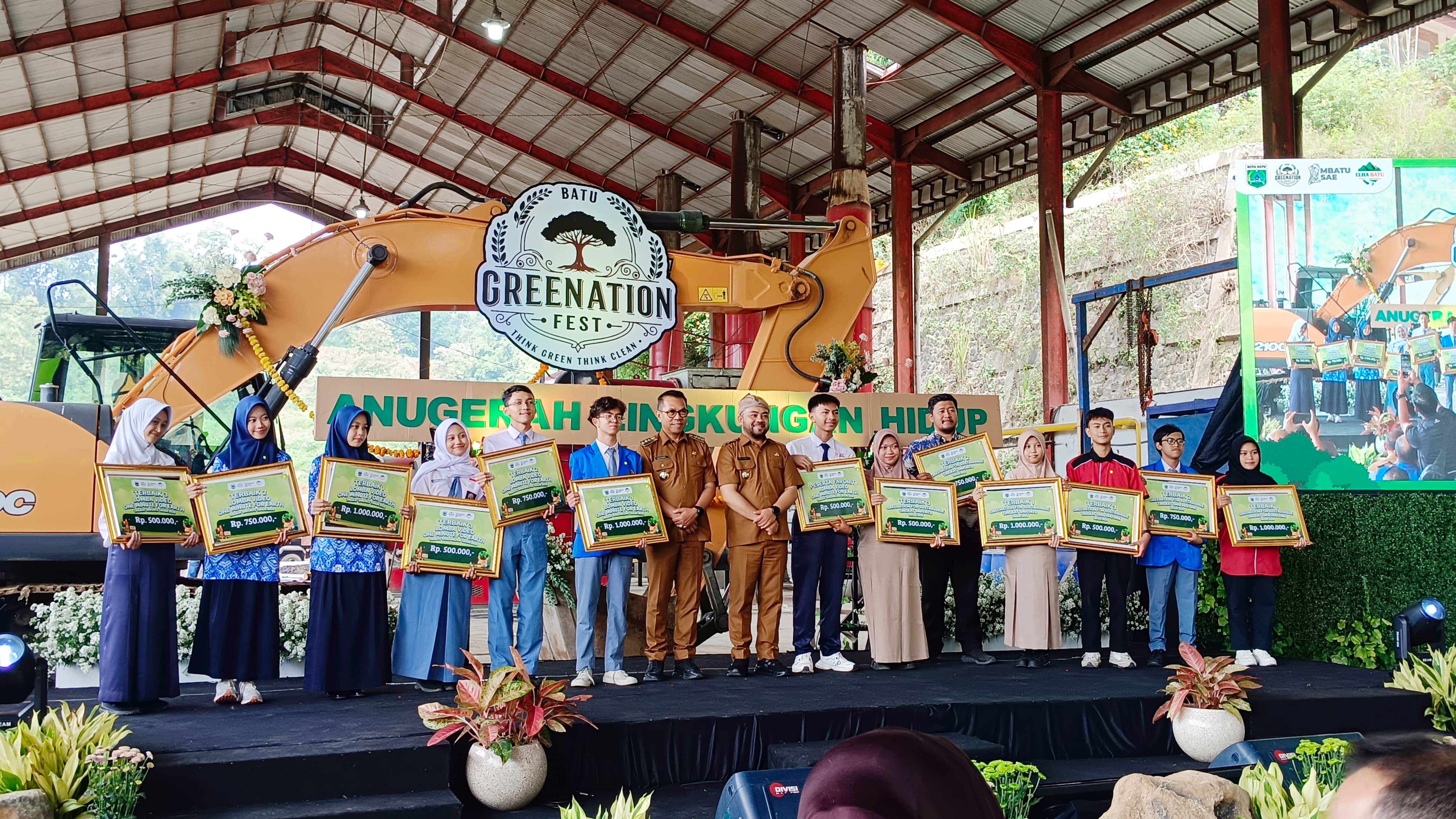 MAN Kota Batu Sabet Dua Penghargaan Bergengsi di Greenovation for Sustainable 2025
