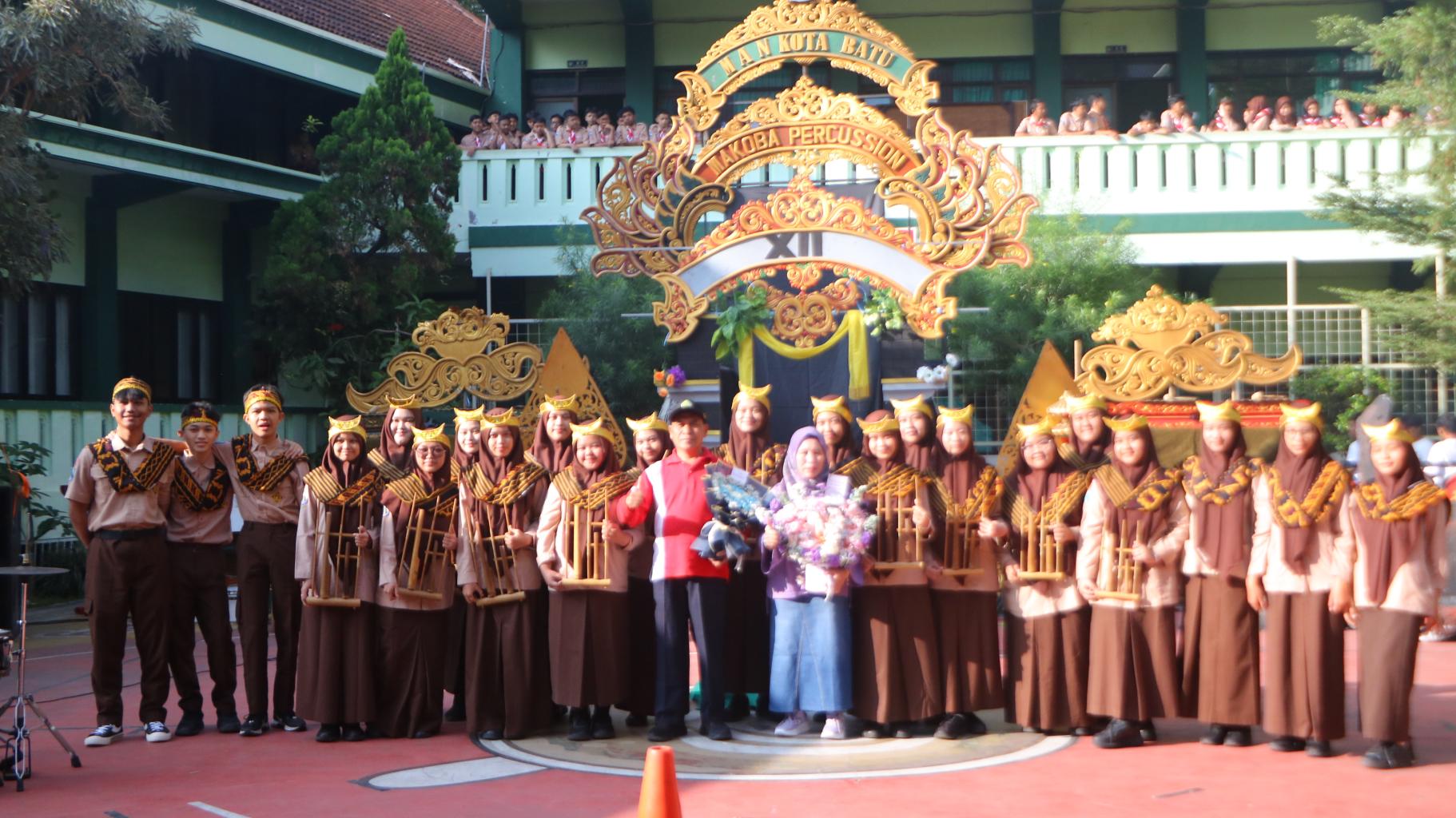 Gelorakan Semangat di Awal Tahun Ajaran Baru, Siswa Kelas 12 Gelar Pagelaran Seni Budaya