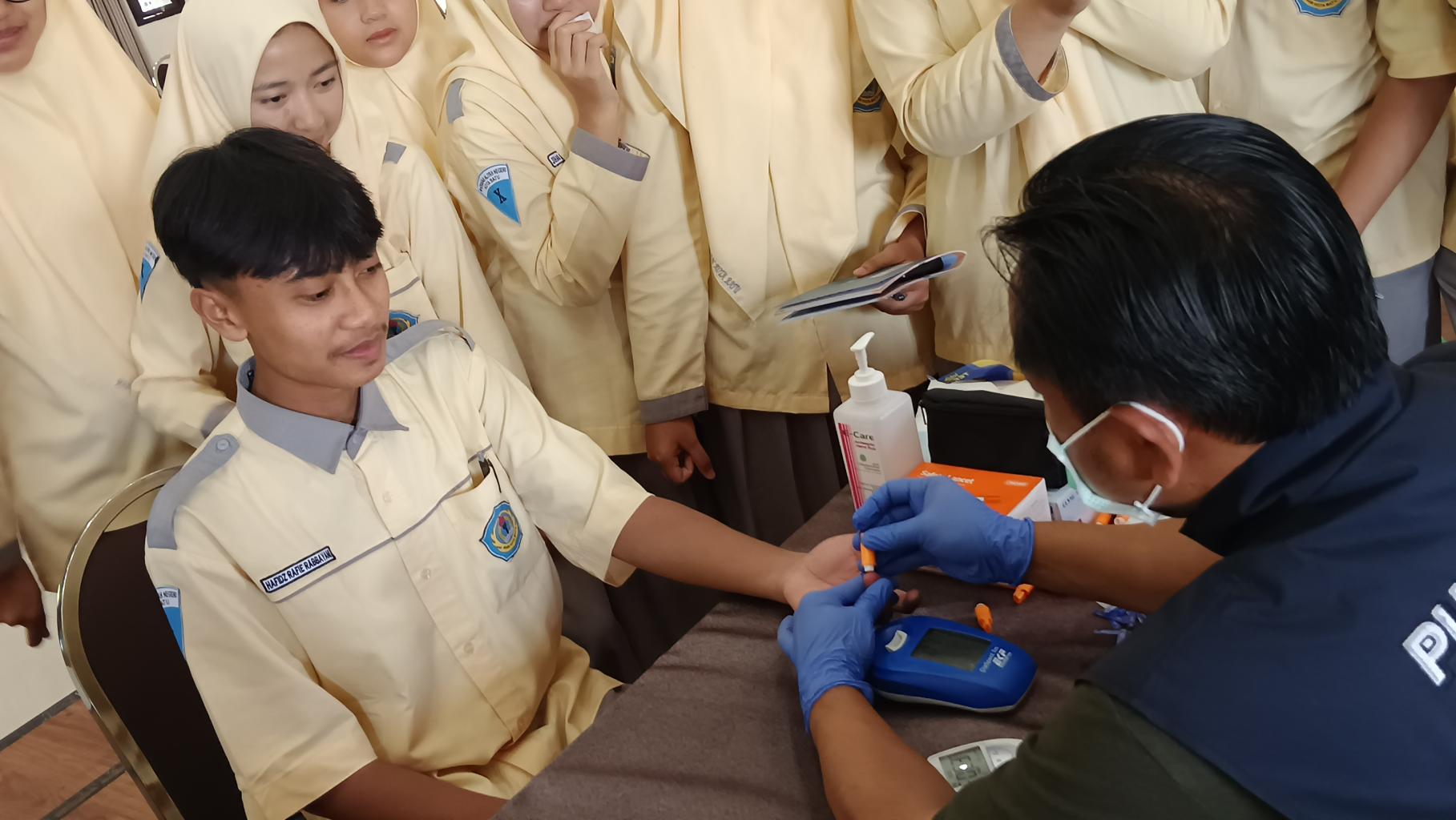 Dukung Program Quick Win Presiden, MAN Kota Batu Adakan Cek Kesehatan Gratis Siswa