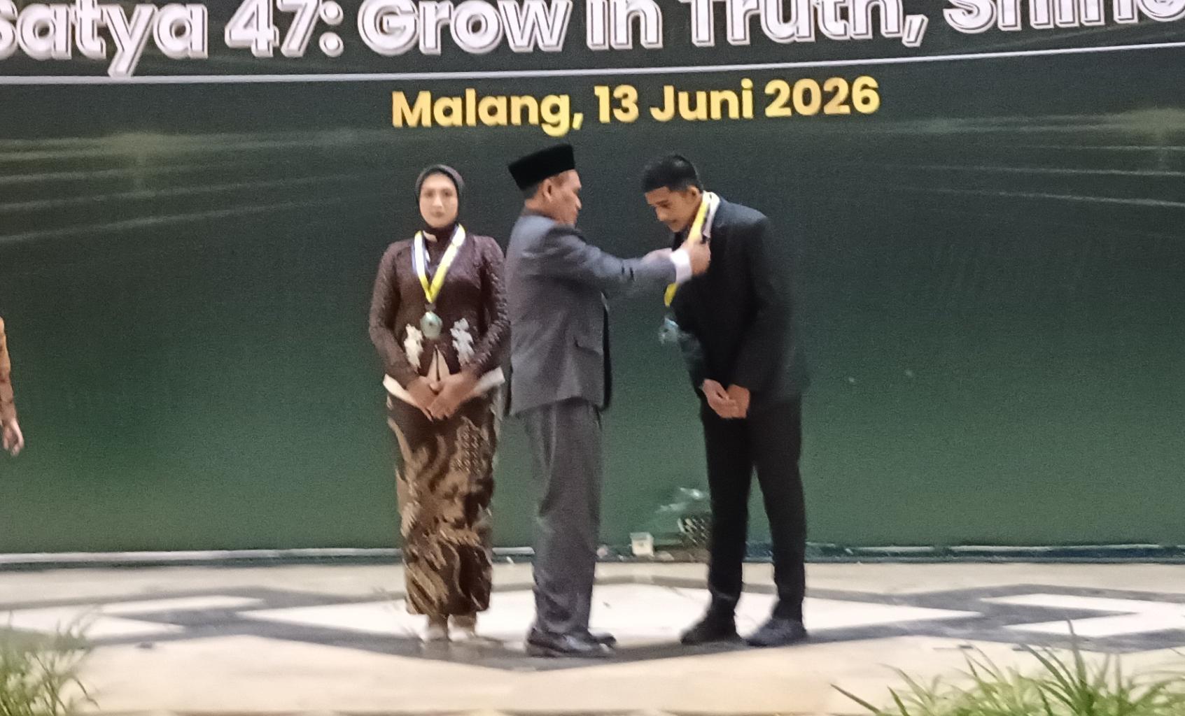 Penuh Haru, MAN Kota Batu Lepaskan 371 Wisudawan Angkatan 47